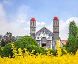 烟台工程职业技术学院和烟台汽车工程职业学院对比哪个好哪个更厉害？差距巨大吗！